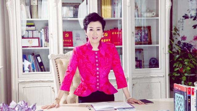 2025中国服装十大品牌系列榜单揭晓（国内品牌服装排行榜前十名）