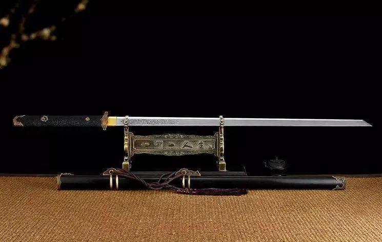 中国哪种刀最锋利最厉害中国哪种刀最锋利最厉害的