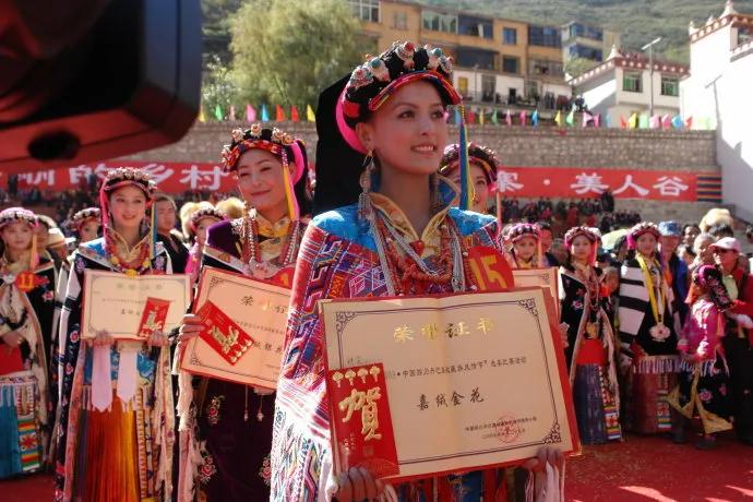 中国最奢华刺绣画室（中国最奢华刺绣画室在哪里）