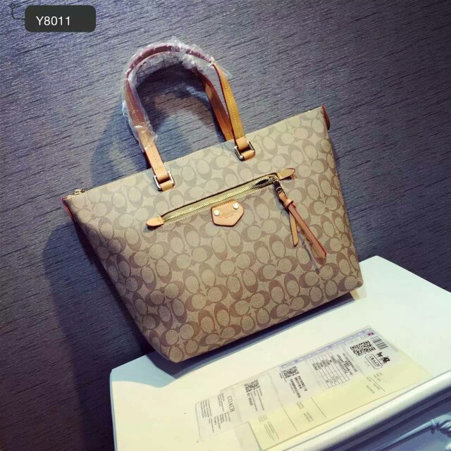 刺绣包包的十大排行榜以及相应价格是怎样的（中国手工包品牌前十名）