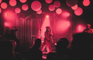 中国最红歌曲mv，最近很火的红歌 中国