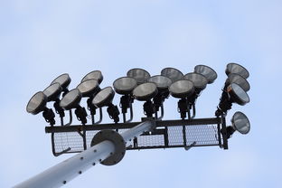 光感应灯原理图，光感应灯十大排名